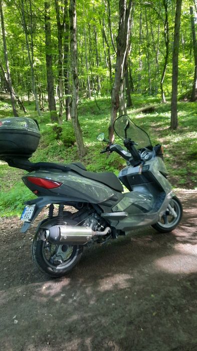 Scuter 250 .Malaguti Majestic răcire pe apa.