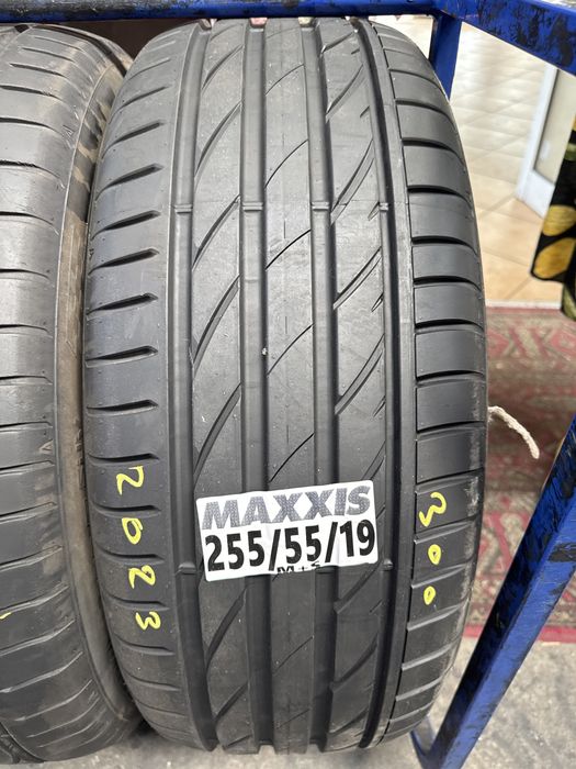 255/55/19 Maxxis 2023