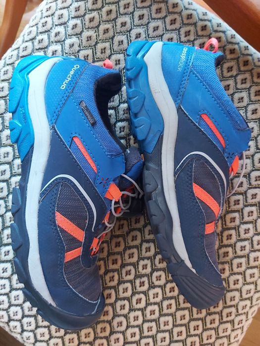 Adidași drumetii Quechua