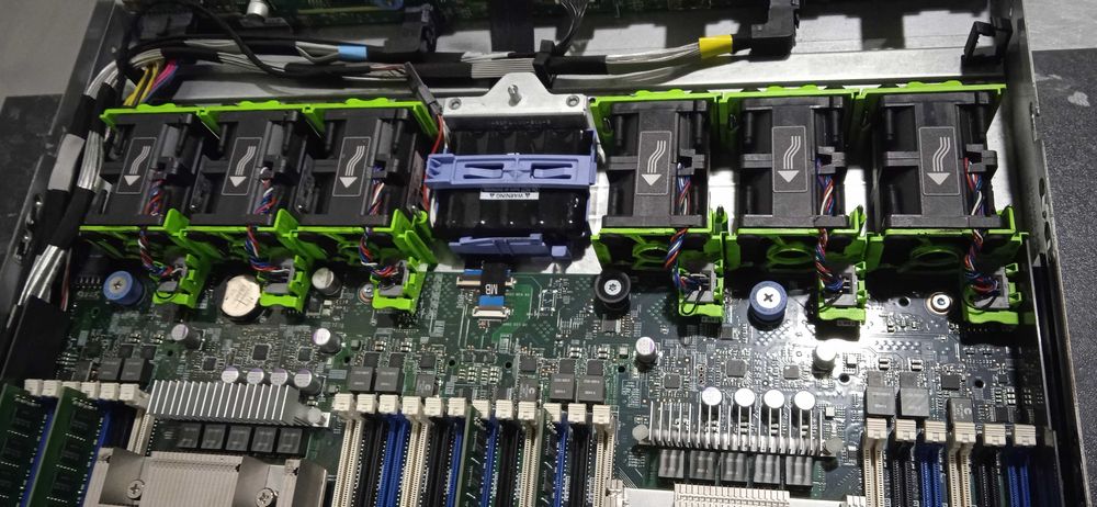 Сървър Cisco C220 M4S 2xXeon E5-2640v3