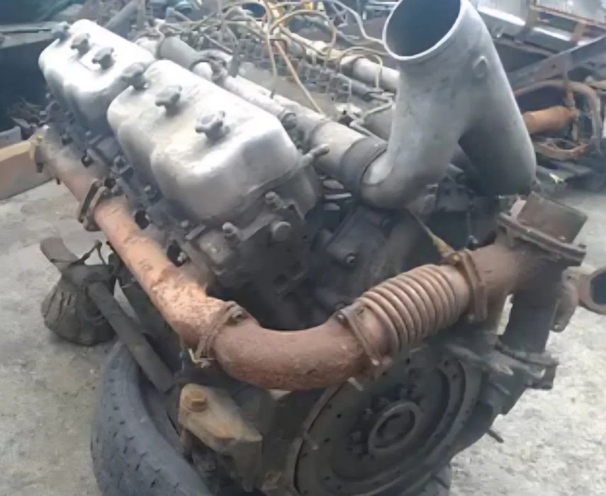 Двигатель Ямз 240 .продаю в комплекте .