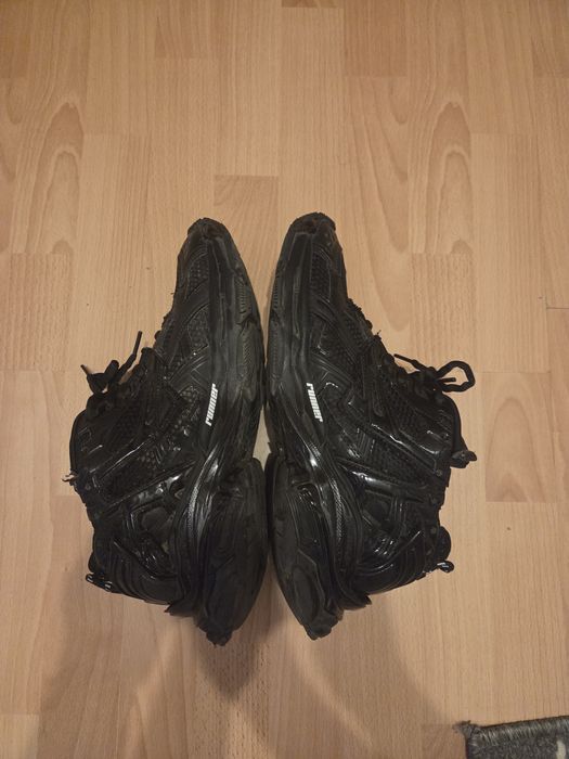 Balenciaga runners