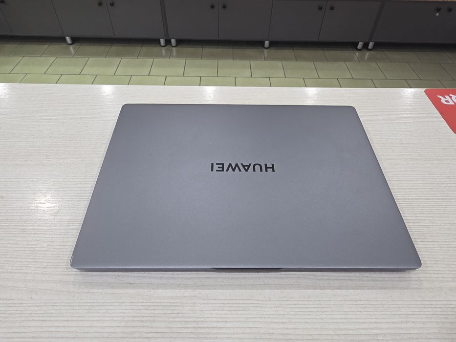 Ультра Huawei (Core i5-1240p, 16 потоков)