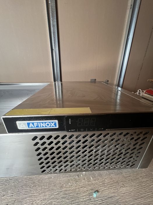 Salatiera 130cmx40cm de vanzare