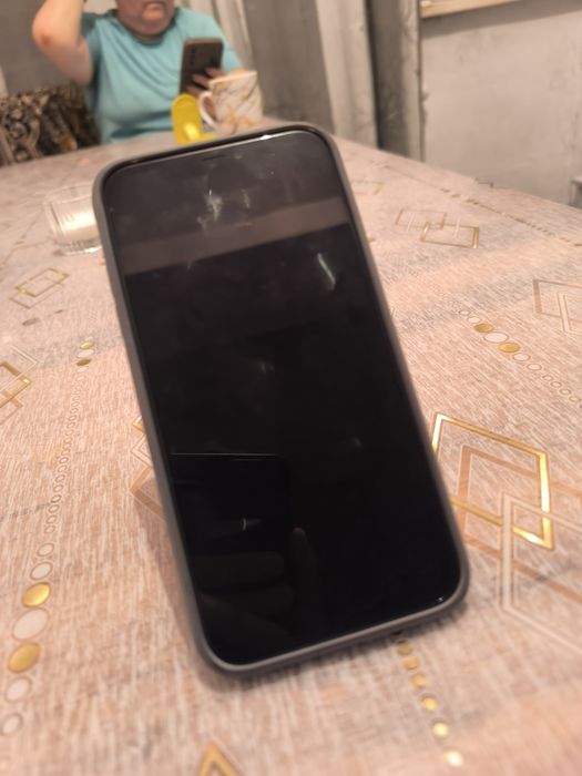 IPhone 11 64gb 75 akb
