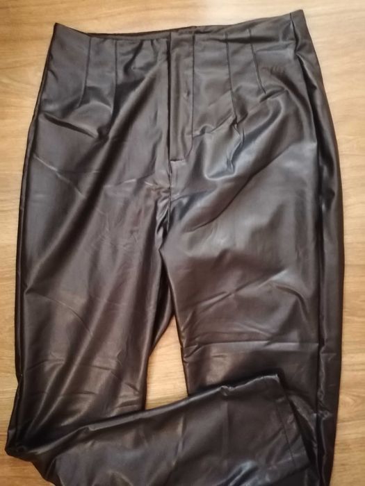 Страхотен нов кожен панталон