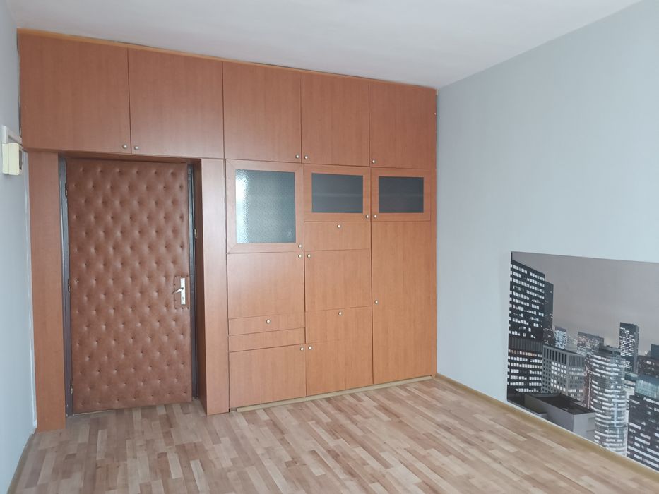 Дава се под наем Офис в с. Глухар, Област Кърджали - 18 кв.м за 102 € - Снимка #2