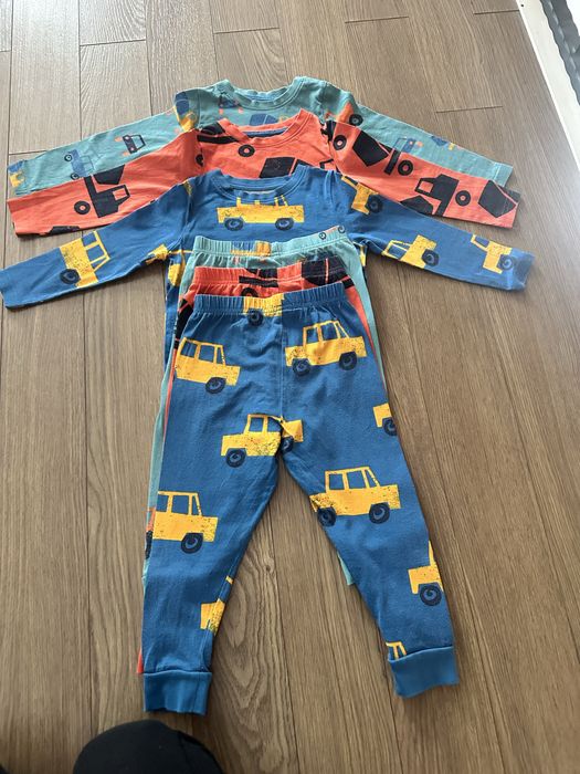 Set 3 pijamale 2-3 ani 92/98