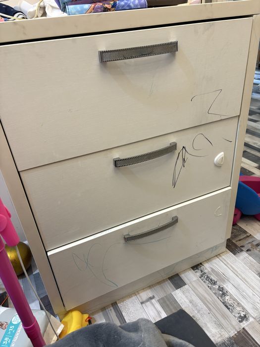 Мебель для дома и спальни