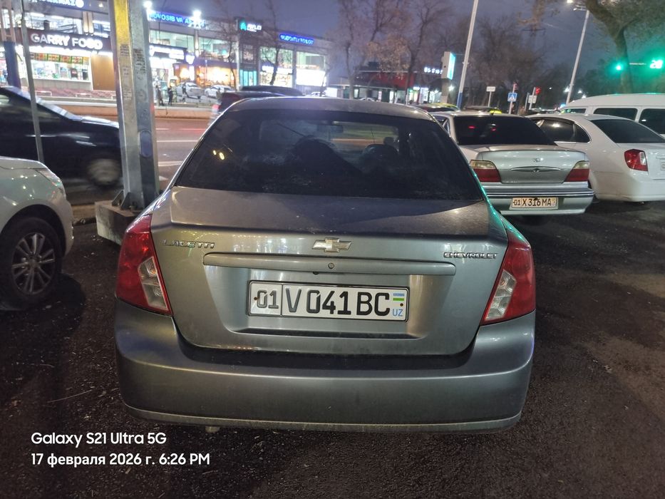 Lacetti 2013 срочно сотилади