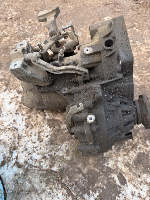 Cutie viteze vw passat b6 skoda octavia 2 golf 5 2.0 FSI BLR BVY BVX