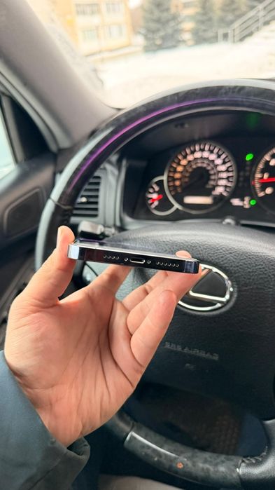 Продам  iphone 14 pro max  256gb