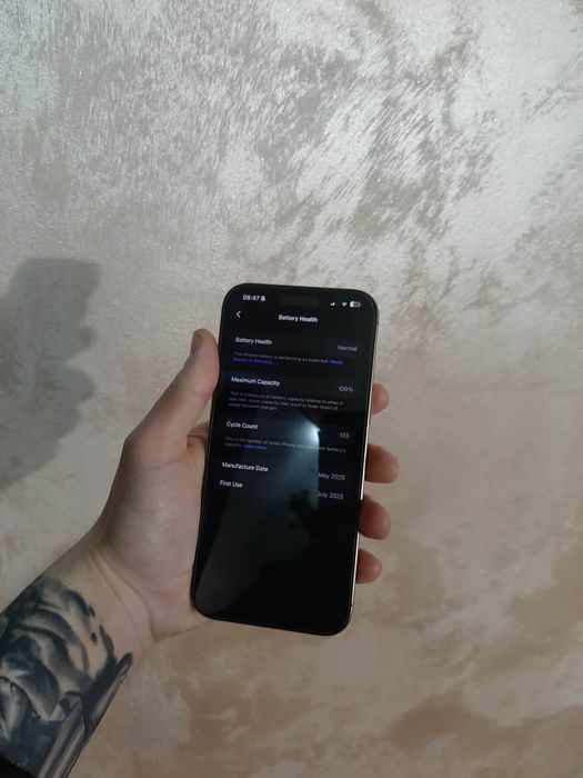 Vand iphone 16 pro max gold 256 gb  ofer garantie