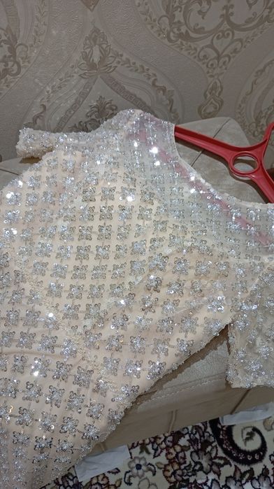 Вечернее платье .