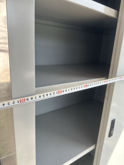 Шкаф метталлический