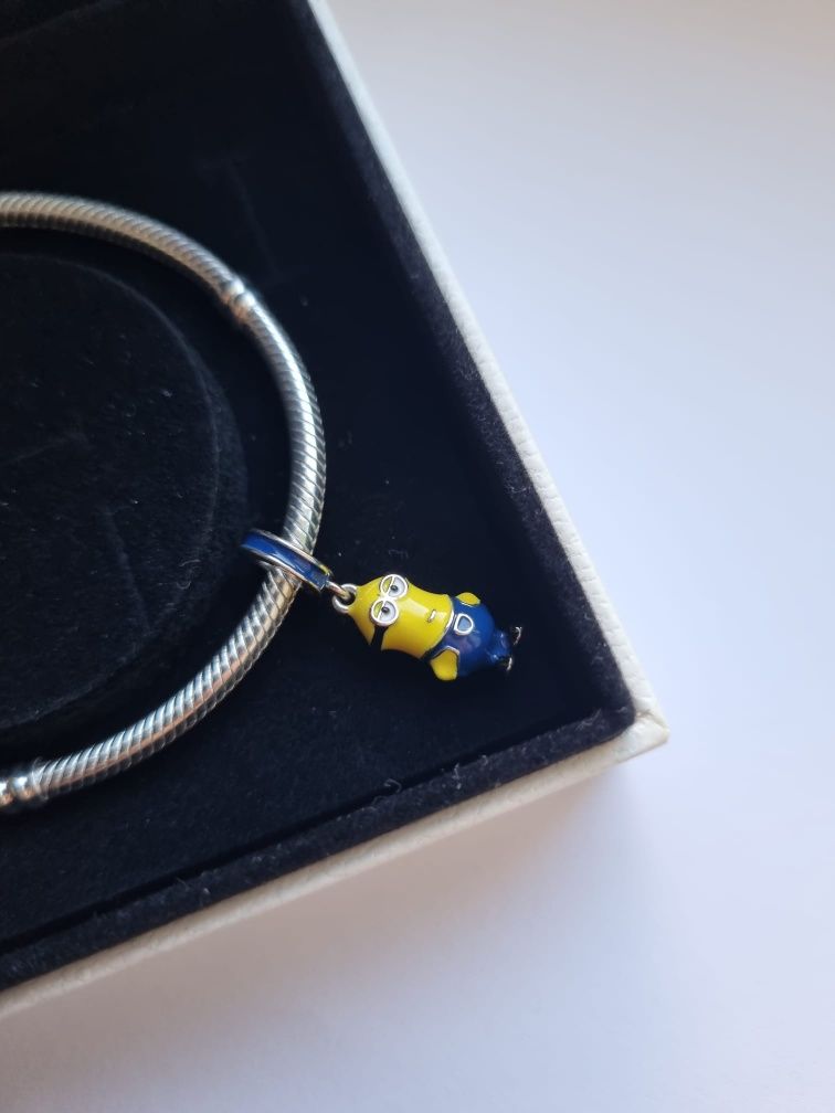 Minion on sale pandora charm