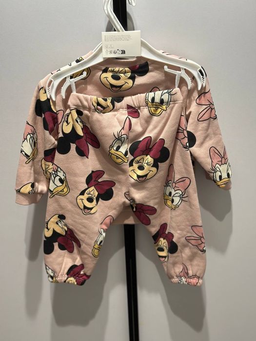 Костюмчик на девочку от h&m