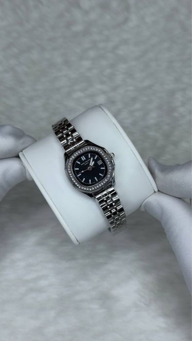 часы женские Patek Philippe Lux