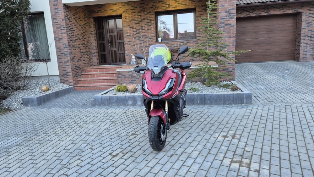 Honda ADV 350  800 km!!!