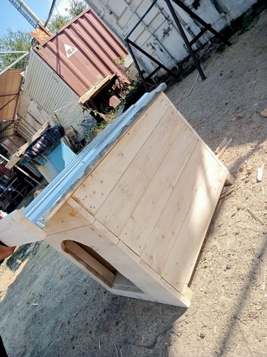 Бутка для собаки, вольер