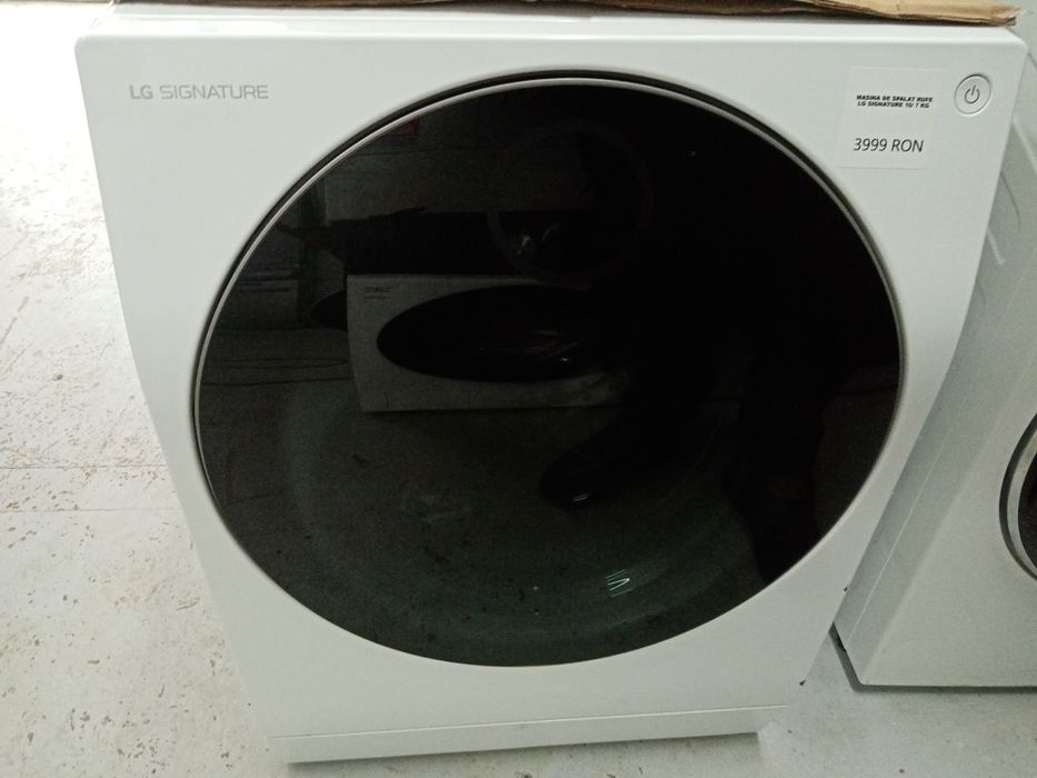 Mașina de spălat rufe LG Signature cu uscător 12/7 kg