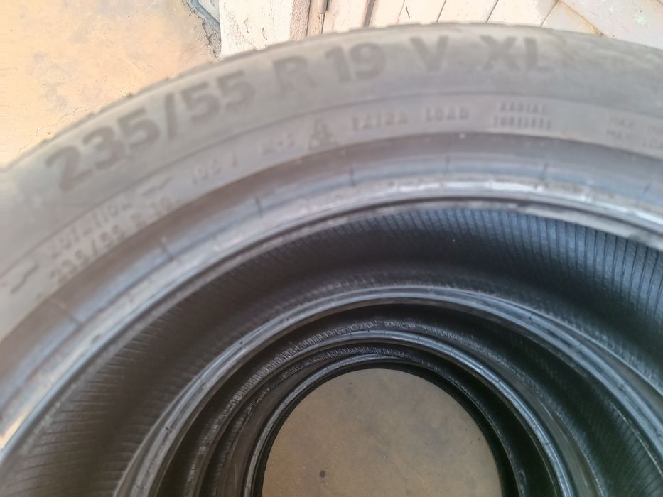 Всесезонни гуми continental 235 55 19.