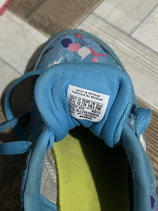 Детская кроссовки