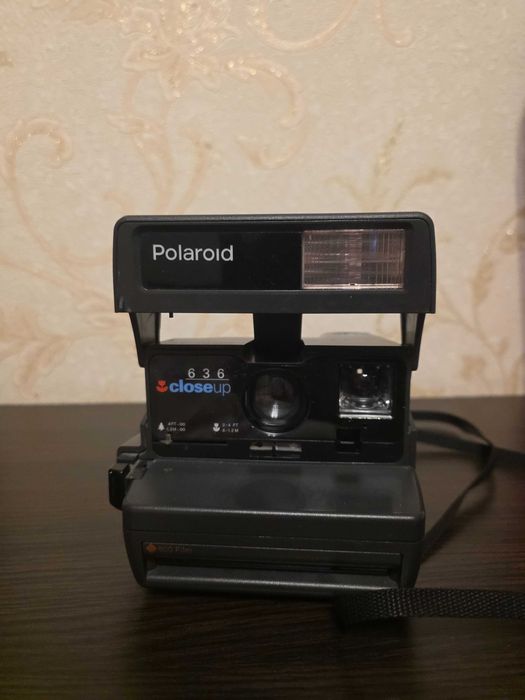 Polaroid 636 closeup