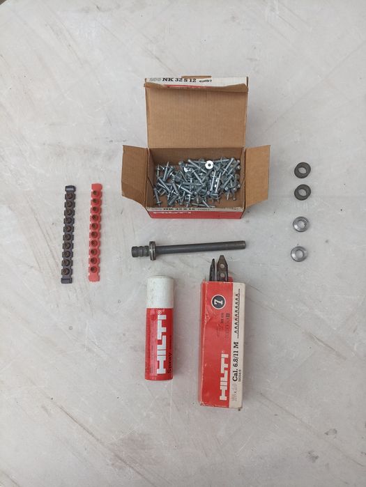 Пистолет за пирони HILTI DX450