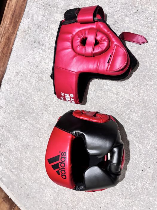 продам двух шлемов