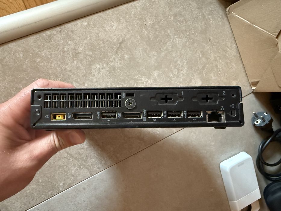 Mini PC sistem desktop Lenovo Thinkcenter M710Q