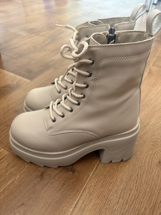 Дамски боти (нови)