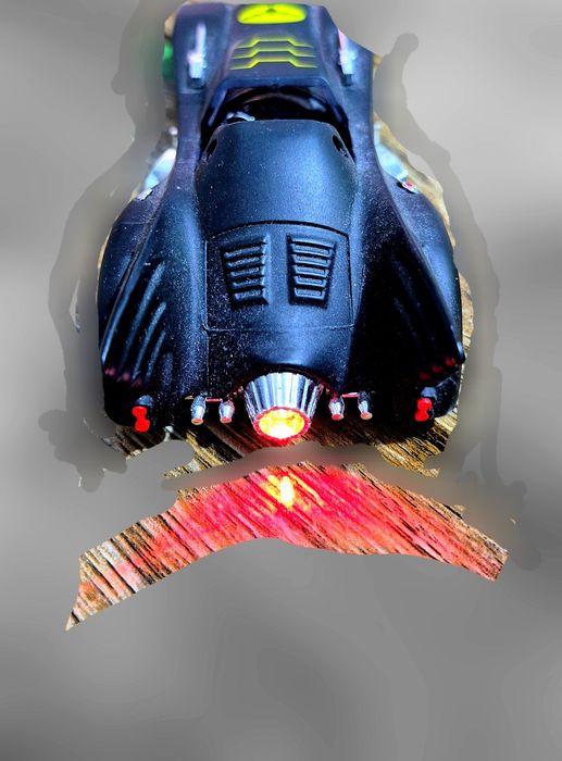 Метални реалистични модели на Ferrari LaFerrari и Batmobile на Батман