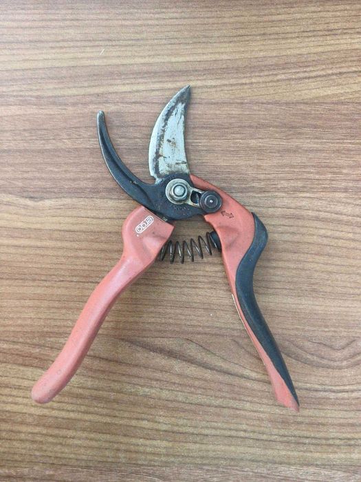 Cекаторы для сада б\у