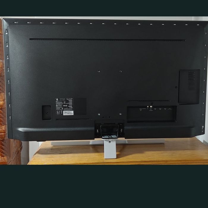 Televizor LED Philips 43PUS8536