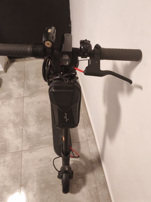 Trotinetă electrică Xiaomi Mi Pro 2 – Întreținută, Accesorii incluse