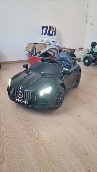 Vând  Mercedes copii