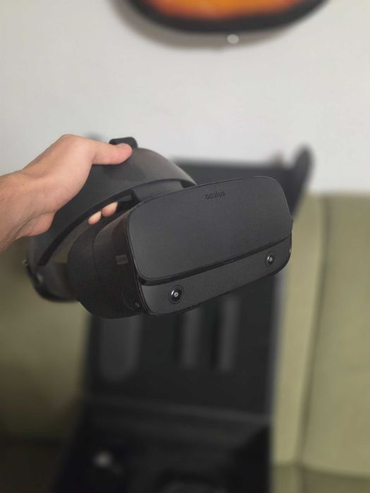 Vând Meta/Oculus Rift S – complet – preț negociabil