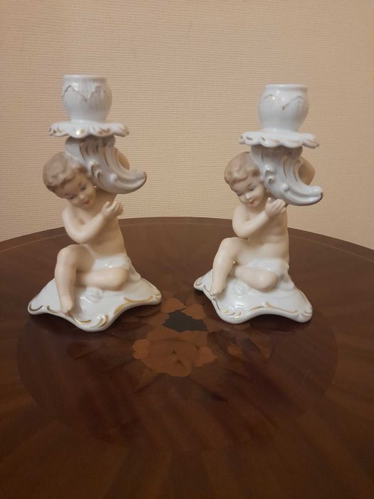 Фарфоровые подсвечники