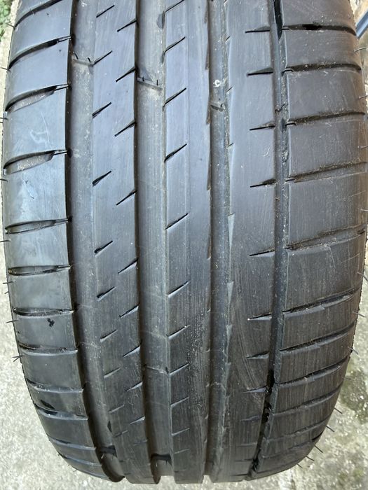 Michelin Pilot Sport 4 235/45 ZR1  8 T0