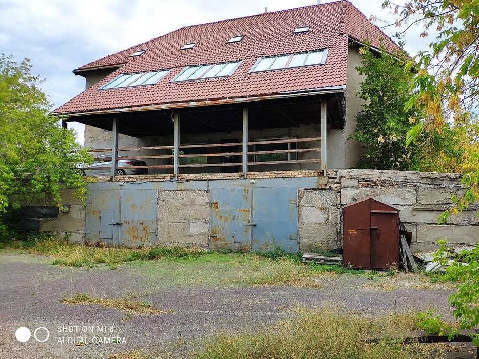Дом отдыха , дача , коттедж на воде