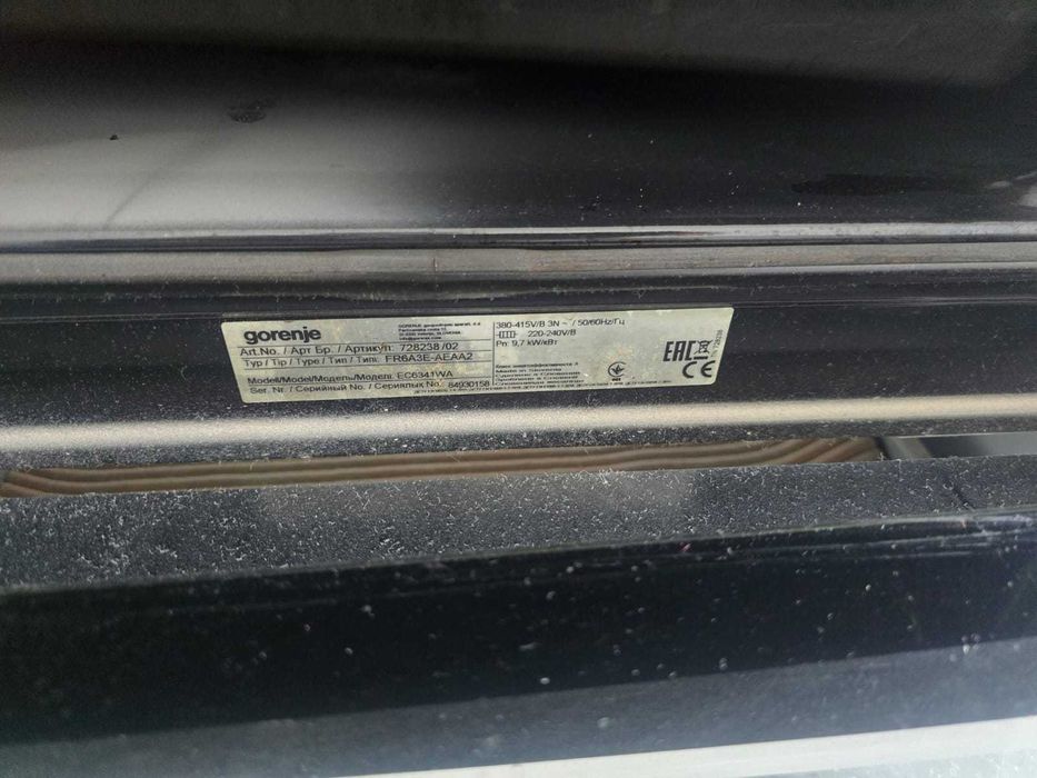Продам плиту   Gorenje с духовкой