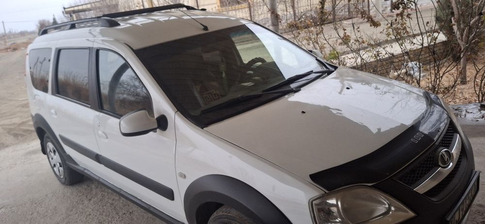 Ларгус крос сотилади