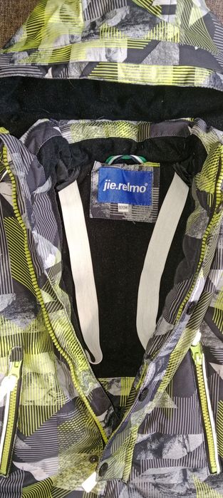 Продам зимний комбинезон для мальчика
