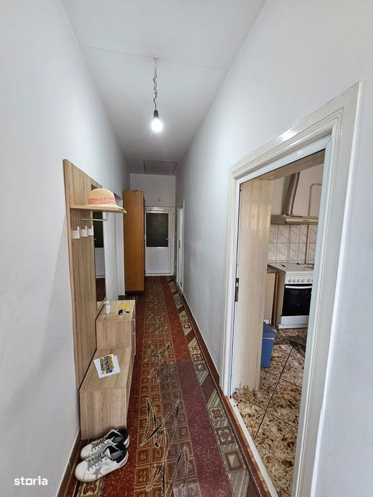 De închiriat casă din cărămidă în Roman, 500 mp teren, 3 camere