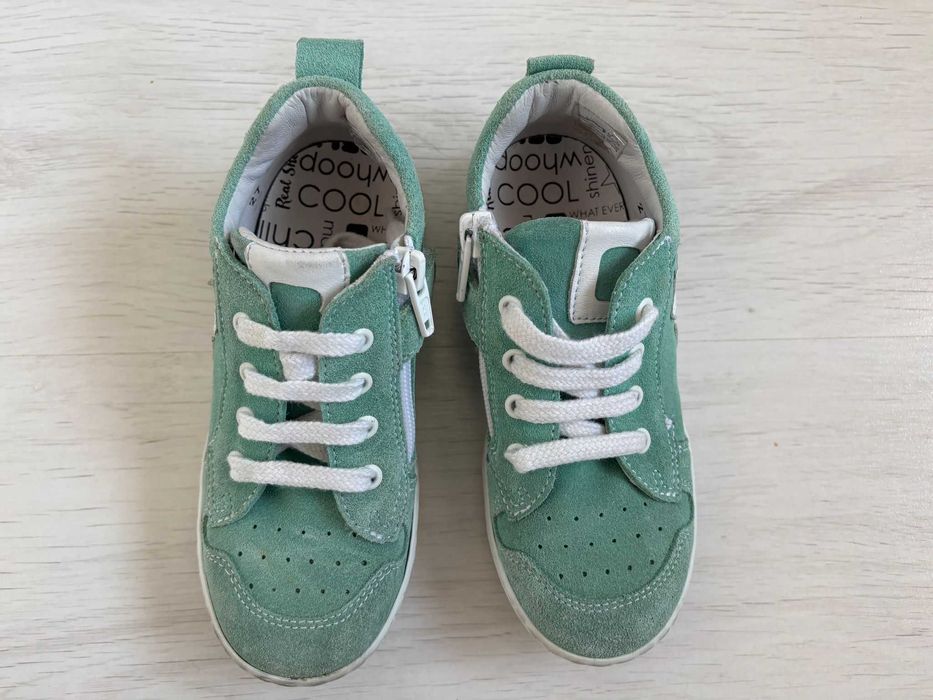 Детски кожени обувки за момиче в размери 26, 27 и 28