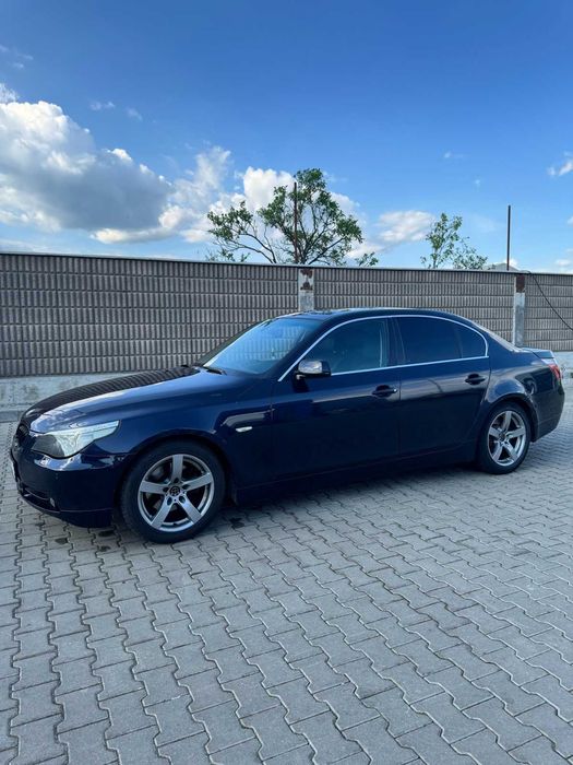Spre vanzare Bmw e 60 / schimb cu moto tip cruiser