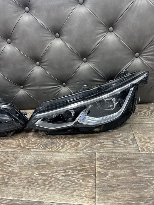 Vw Golf 8 full led фар фарове ляв и десен