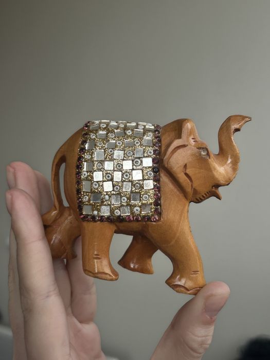 Дървени фигурки Слончета