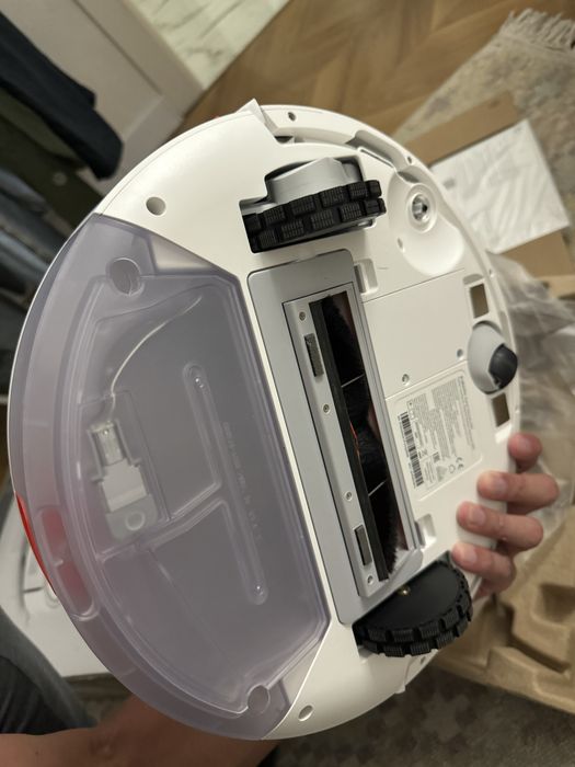 Продам робот-пылесос xiaomi robot vacuum s20
